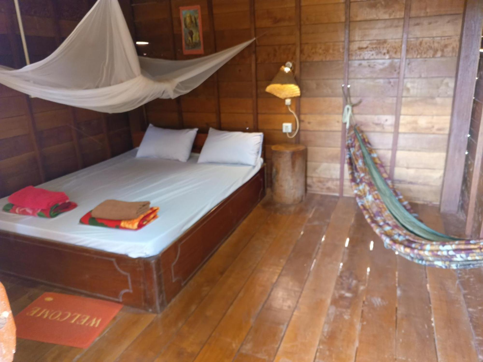 Апартаменты Familyhouse & Trekking Banlung Экстерьер фото